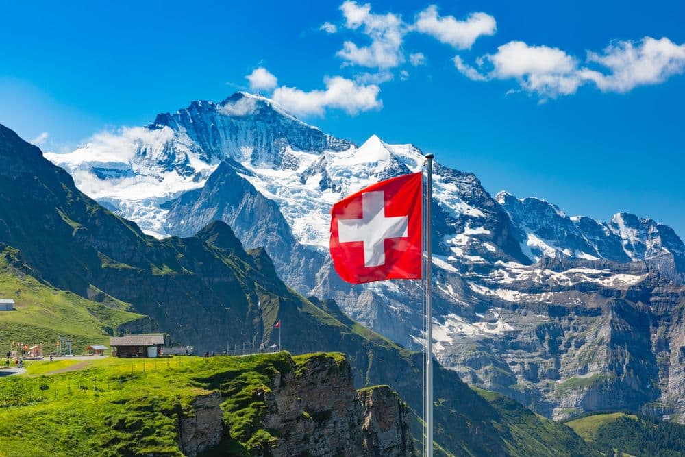 Ski season starts - Switzerland
